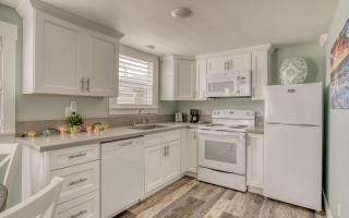 Ocean Break - Meredith Lodging - Rockaway Beach - 2