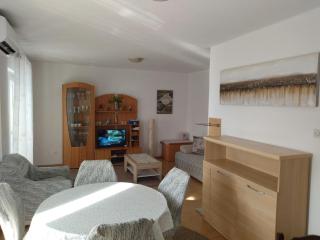 Apartments with parking space Makarska - 21353 - 5