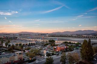 Los Angeles Marriott Burbank Airport - Burbank - 1