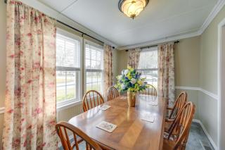 Charming New Bern Cottage with Grill and Fire Pit! - New Bern - 4