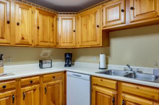 Bartlett Townhome with Balcony 1 Mi to Ski Resort! - Bartlett - 1