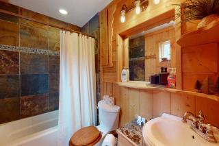 Pine Lantern Retreat - South Lake Tahoe - 2