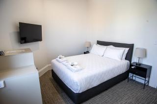 The Albion Hotel - Cootamundra - 1