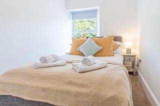 Canol Y Bryn - 3 Bedroom Holiday Home - Tenby - 3