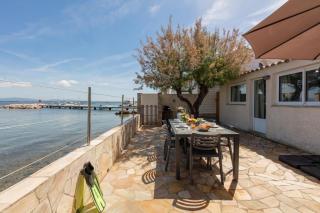Le Cigalou, authentique cabanon de pêcheur en bord de mer avec sa terrasse spacieuse et aménagée - Hyères - 7