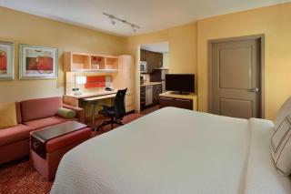 TownePlace Suites by Marriott Thunder Bay - 4