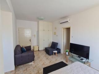 Laertis 2 Complex, Studio Apartment 106 - By IMH Travel & Tours - Paphos - 1