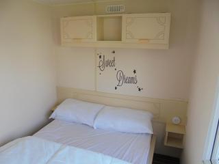 Golden Sands: Mirage IIII:- 6 Berth, Access to the beach - Ingoldmells - 9