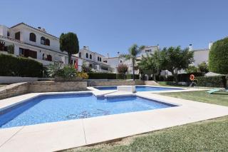 4 Bedroom Townhouse 200 meters from the Beach! - 6