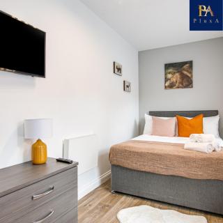 Pluxa The Hideaway - Fully private serviced apartment & parking - 4