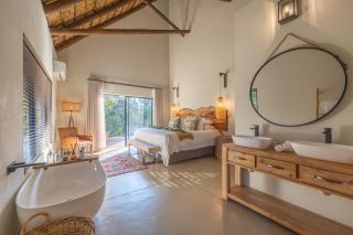 Ukanyi Luxury Villa - Hoedspruit - 4