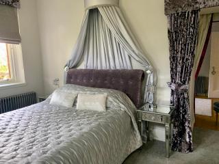 Pollokshields Burgh Hall Lodge Houses - 9