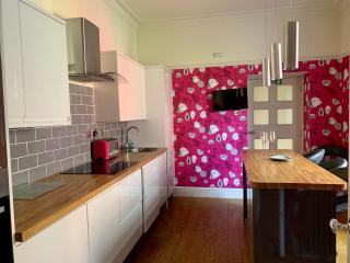 Pollokshields Burgh Hall Lodge Houses - 4