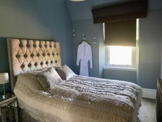 Pollokshields Burgh Hall Lodge Houses - 3