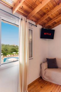 Oula Maisonettes Suites - 8