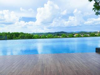 RESIDENSI LILI TAMAN BUCIDA HIJAUAN Air Con with Splendid POOL - 4