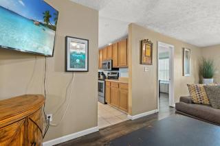 Pirates Cove - Private Pool, Seasonal Hot Tub, Game Room, Close to Beach, Pets OK - 3