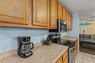 Pirates Cove - Private Pool, Seasonal Hot Tub, Game Room, Close to Beach, Pets OK - 4