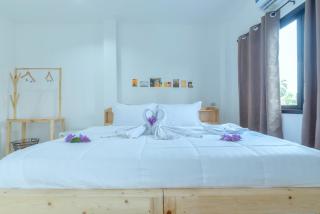 Phanomrung Hostel & Linn Chan Cafe พนมรุ้ง โฮส์เทล แอนด์ ลิณณ์จัง คาเฟ่ - 2