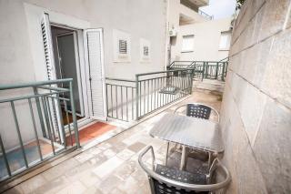 Apartment Skada - Sveti Stefan - 1