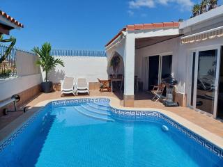 Beautiful Holiday Villa with heated private pool, Los Cristianos - Los Cristianos - 3