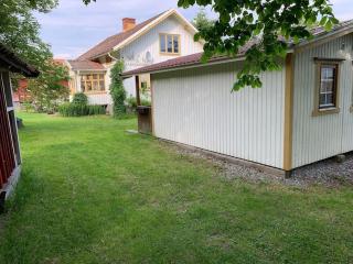 The Pink Cabin - Tyfta - 2