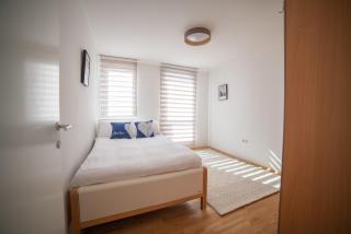 Bright & Spacious Apartment in Main Central Zone - Sarajevo - 6