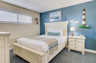0312 Captains Quarters by Atlantic Towers - 5