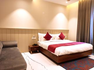 HOTEL TAJ CROWN PLAZA - 9