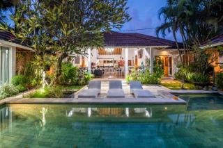 Villa Fendi Seminyak - Seminyak - 6