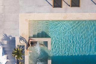 Bohemian Villas - Private Infinity Pools & Panoramic Sea View - just 500m from Beach - 2