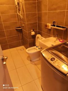 BS318- KLIA- SELF CHECK- IN- WIFI- NETFLIX-PARKING- BELL SUITEs, 5070 - 9