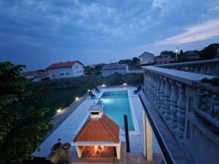 Gabriella House - 8