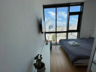 Luxury 2BR Beachfront Apt - Tel Aviv - 1