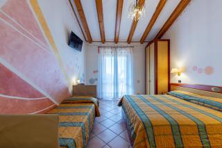 Hotel Romantic - Cavaion Veronese - 5