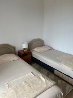 Gjoni Guest House - Ulcinj - 1