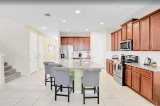 Beautiful Pool Villa with Spa and Game Room home - Kissimmee - 7
