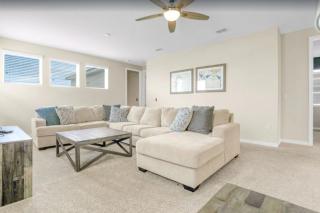 Beautiful Pool Villa with Spa and Game Room home - Kissimmee - 2
