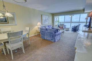 Edgewater West 53 by ALBVR - This Beachfront Condo is Perfect for your next Family Getaway - Gulf Shores - 9
