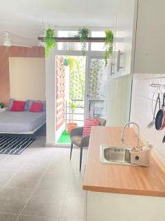 Quarto Nº8 LUMA - Central Praia - 1