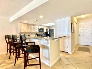 Wind Drift 102S by ALBVR - 2BR, 2BA Beautiful Upgraded Beachfront Condo near Flora Bama, Outdoor Pools and Tennis Courts - Orange Beach - 5