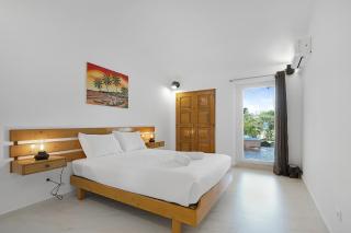 Pool side Villa Zara - Albufeira - 6