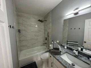 Heated Pool Home * King Bed - Tampa - 7