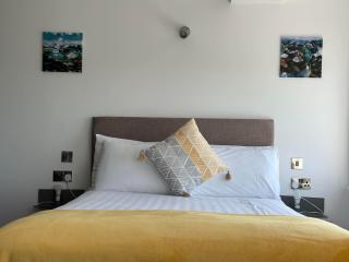 Q8 Boutique Hotel - Portsmouth - 7