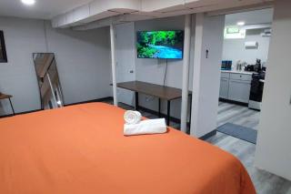 Spacious Suite Close to Downtown Indy/ King Bed - Indianápolis - 6