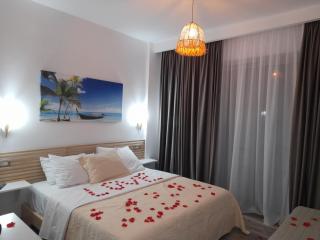 Anxhelos Hotel - Himarë - 1