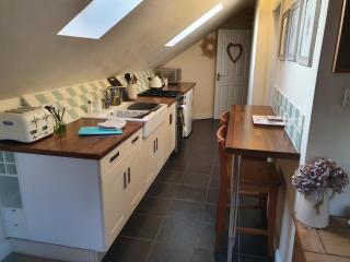 Cosy Village Apartment in Nottingham with parking - Nottingham - 5