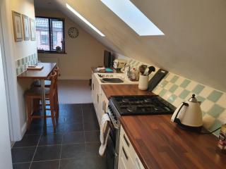 Cosy Village Apartment in Nottingham with parking - Nottingham - 7