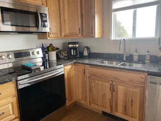 Sandcreek Cottage / Fabulous Views on Five Acres - 6