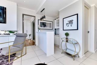 Exclusive 2bed/2.5 Bath in Sandton - 9